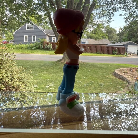 Subway Surfers Tricky Figurine 4" Collectible Vinyl Toy  Fun & Nostalgic - Picture 2 of 5